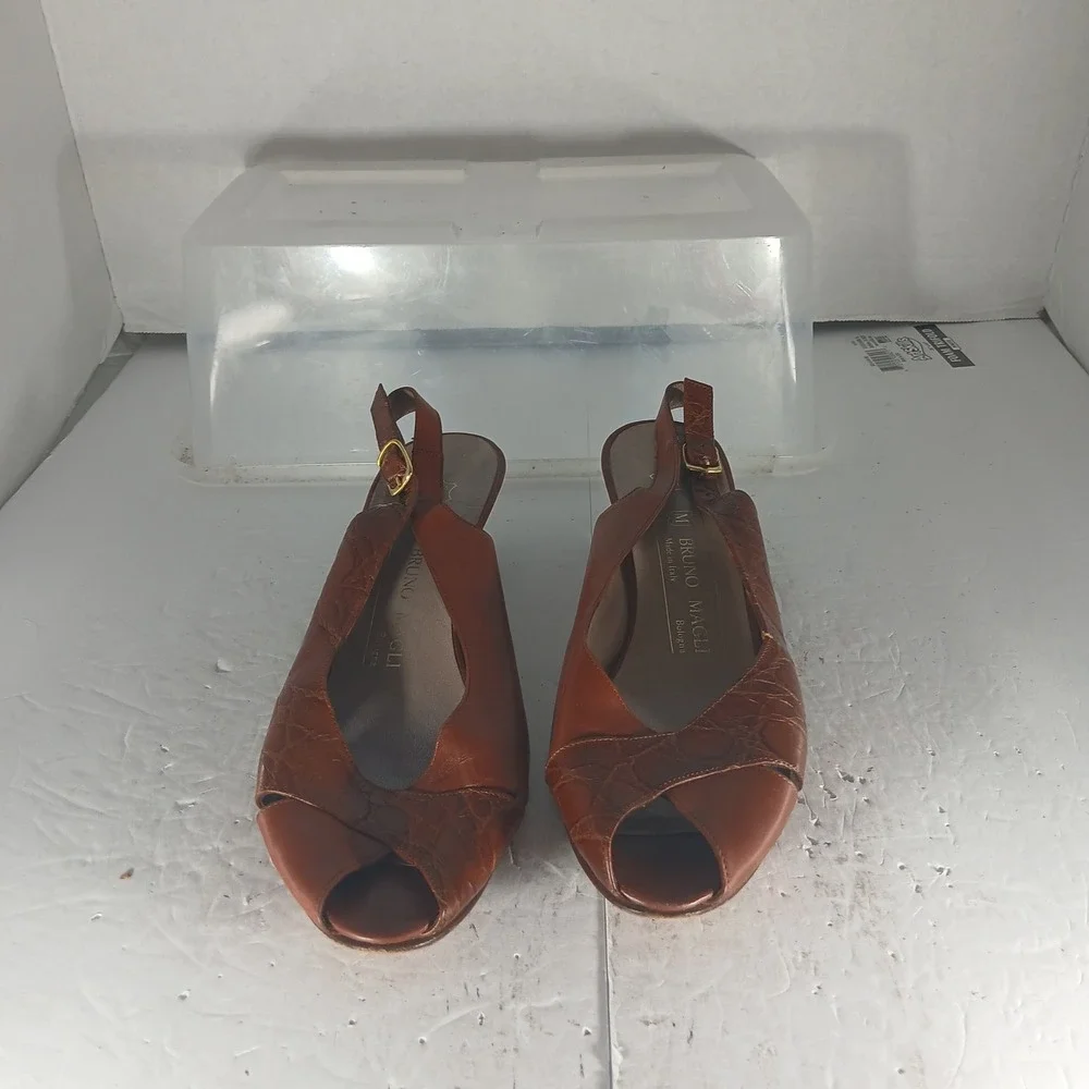 Bruno Magli Slingback Heels 8.5 AA Brown Leather Croc Peep Toe Italian Sandals